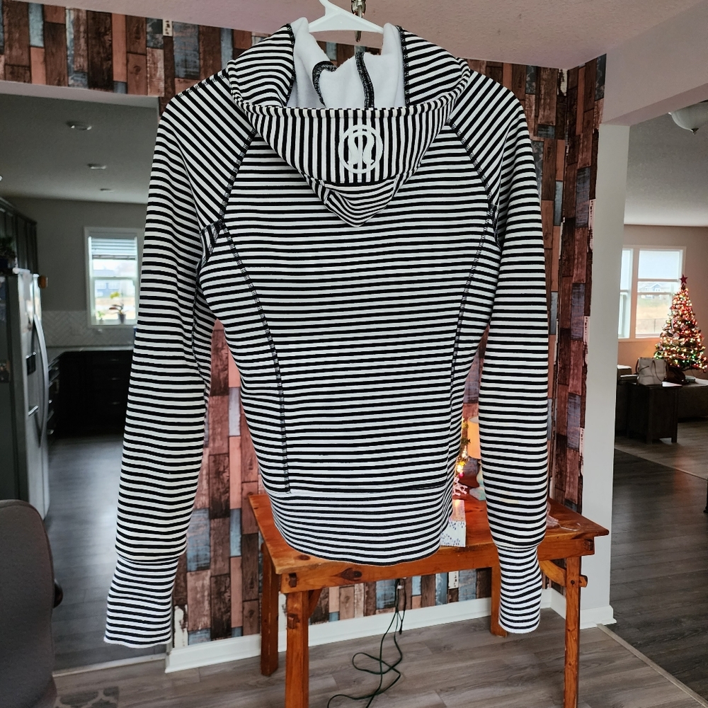 Lululemon Scuba Hoodie II In Maple Stripe - Picture 10 of 14